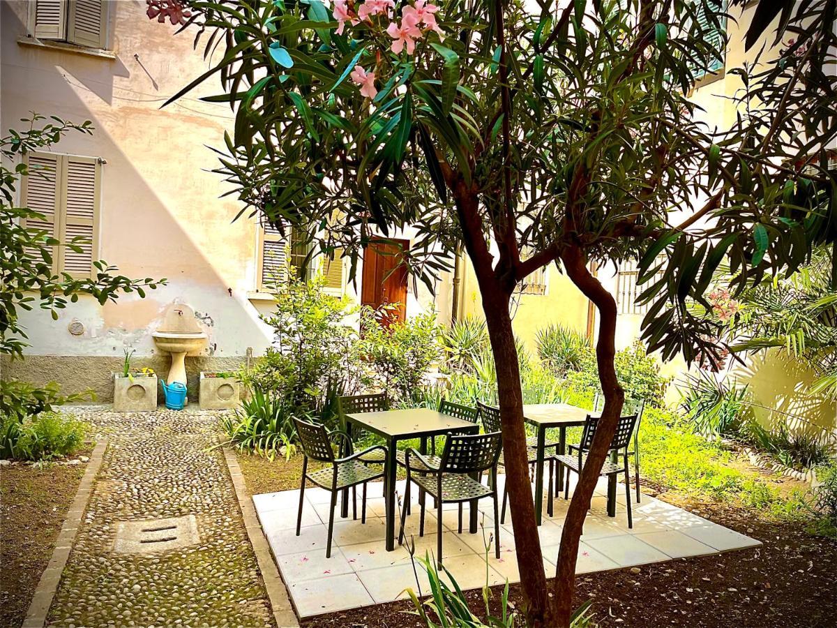 Capitolium Ad Bed & Breakfast Brescia Bagian luar foto