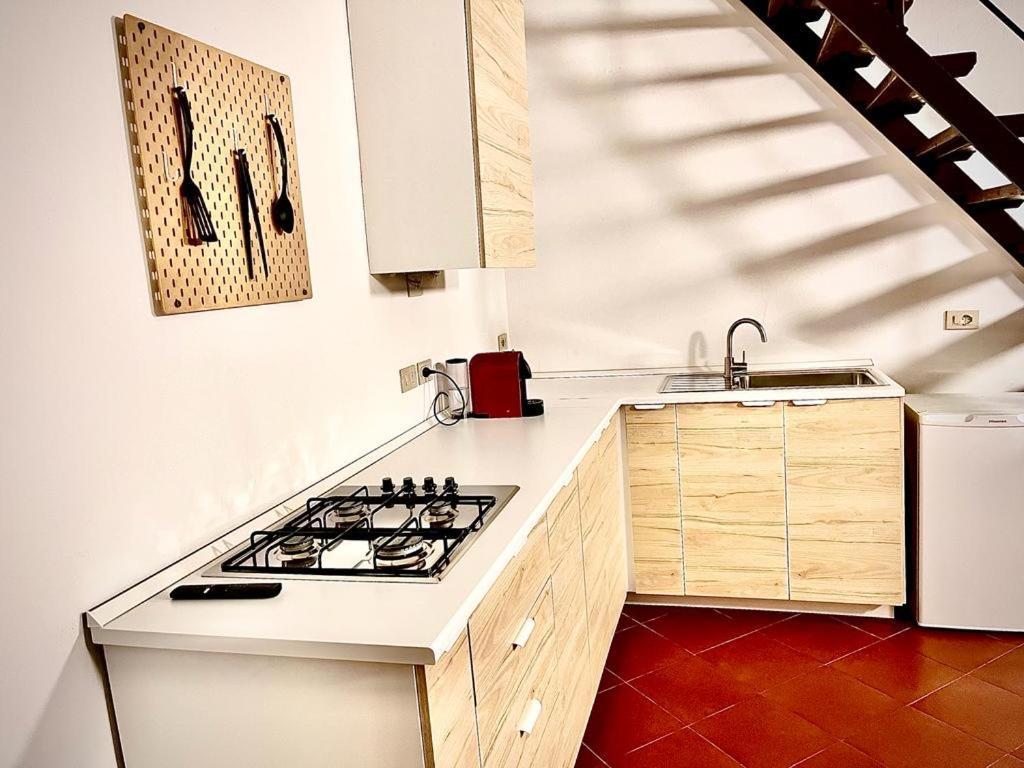Capitolium Ad Bed & Breakfast Brescia Bagian luar foto