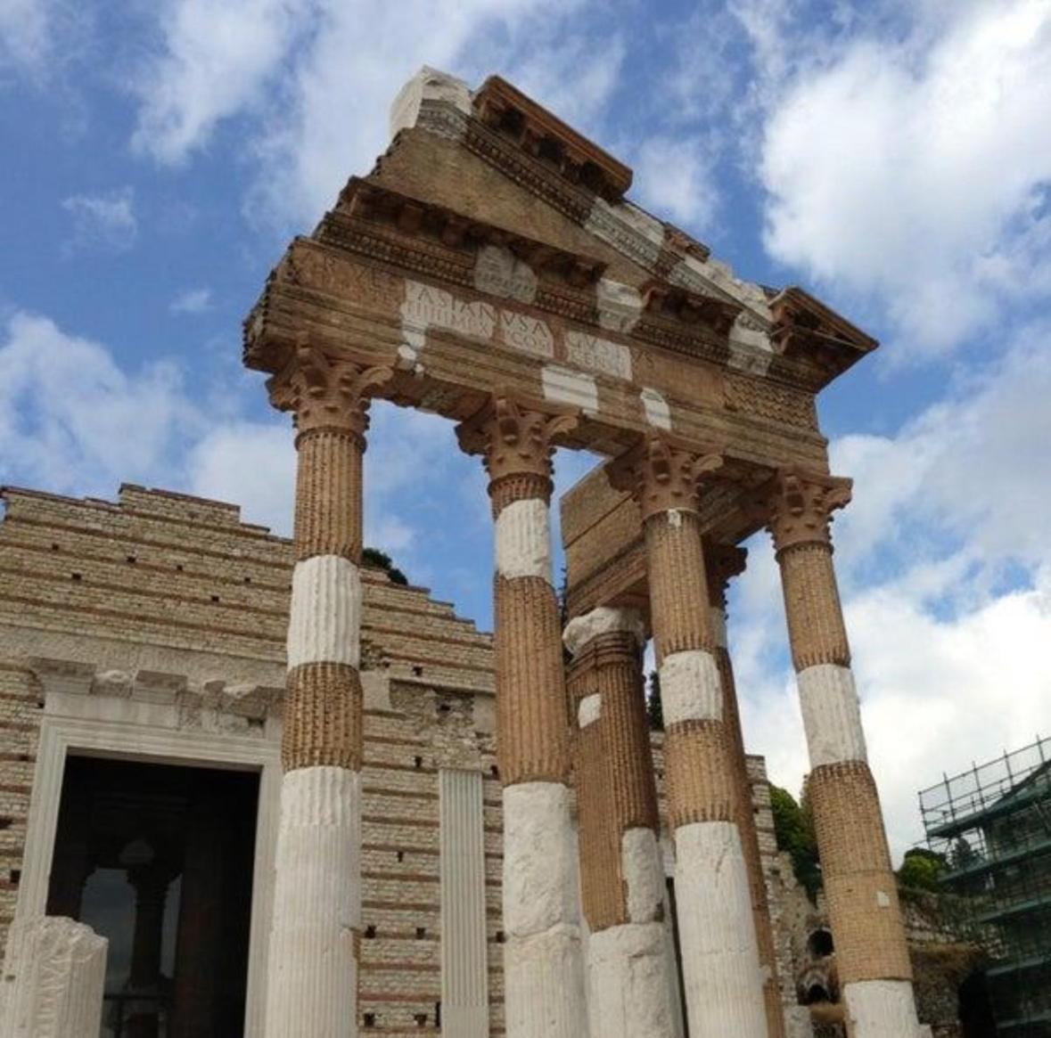 Capitolium Ad Bed & Breakfast Brescia Bagian luar foto