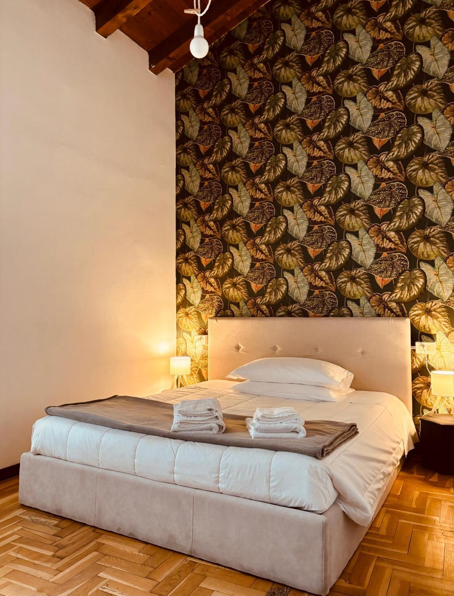 Capitolium Ad Bed & Breakfast Brescia Bagian luar foto