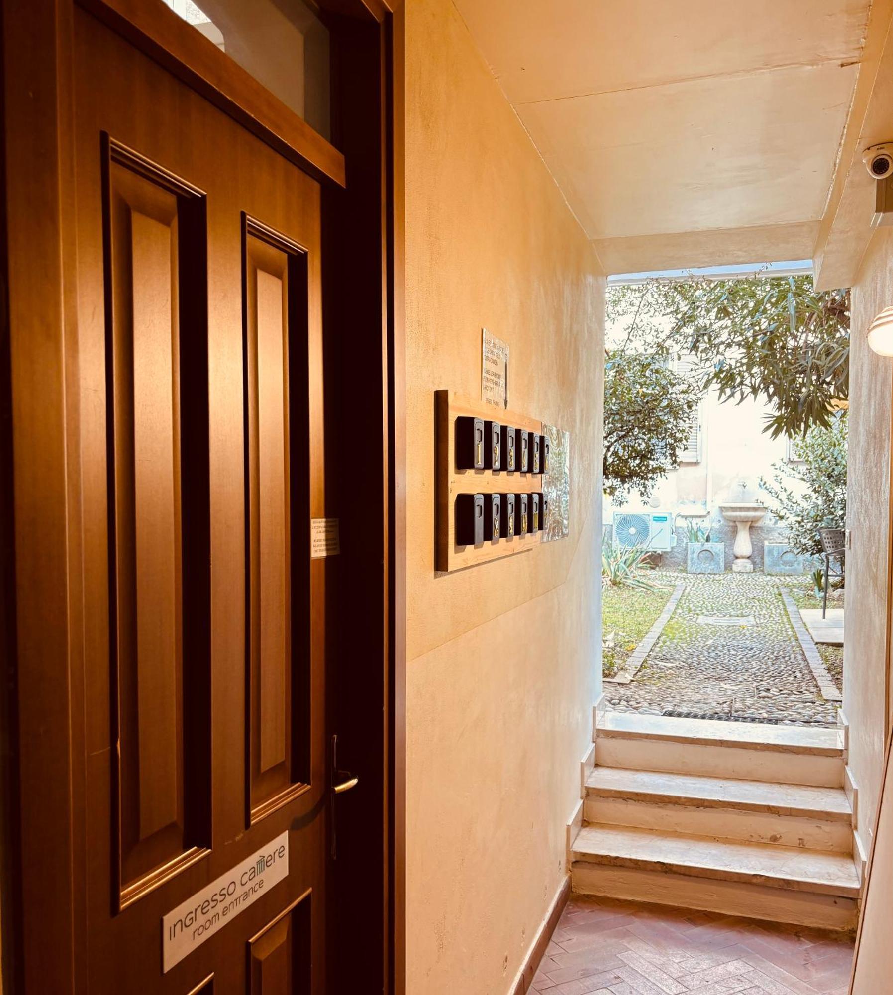 Capitolium Ad Bed & Breakfast Brescia Bagian luar foto