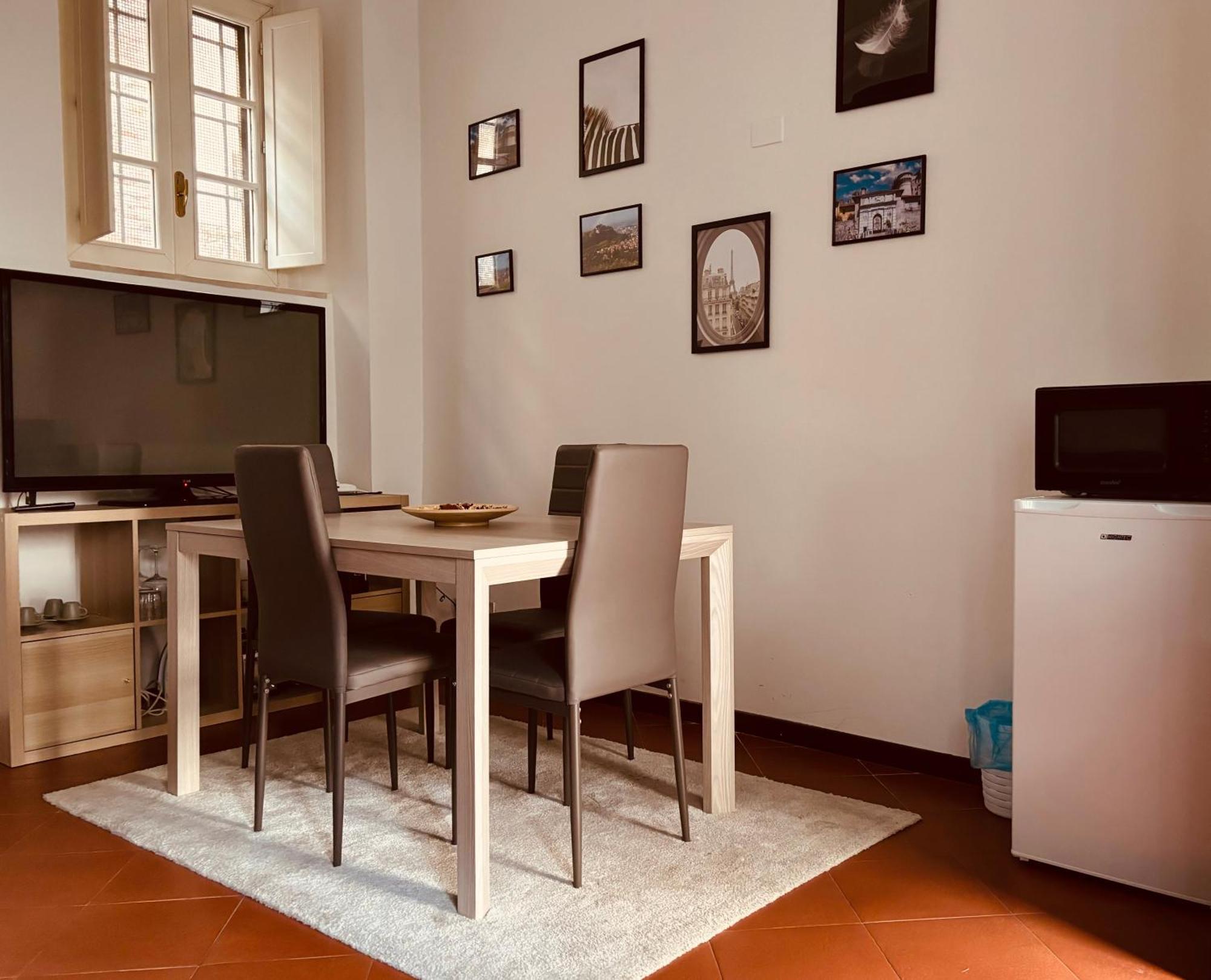 Capitolium Ad Bed & Breakfast Brescia Bagian luar foto